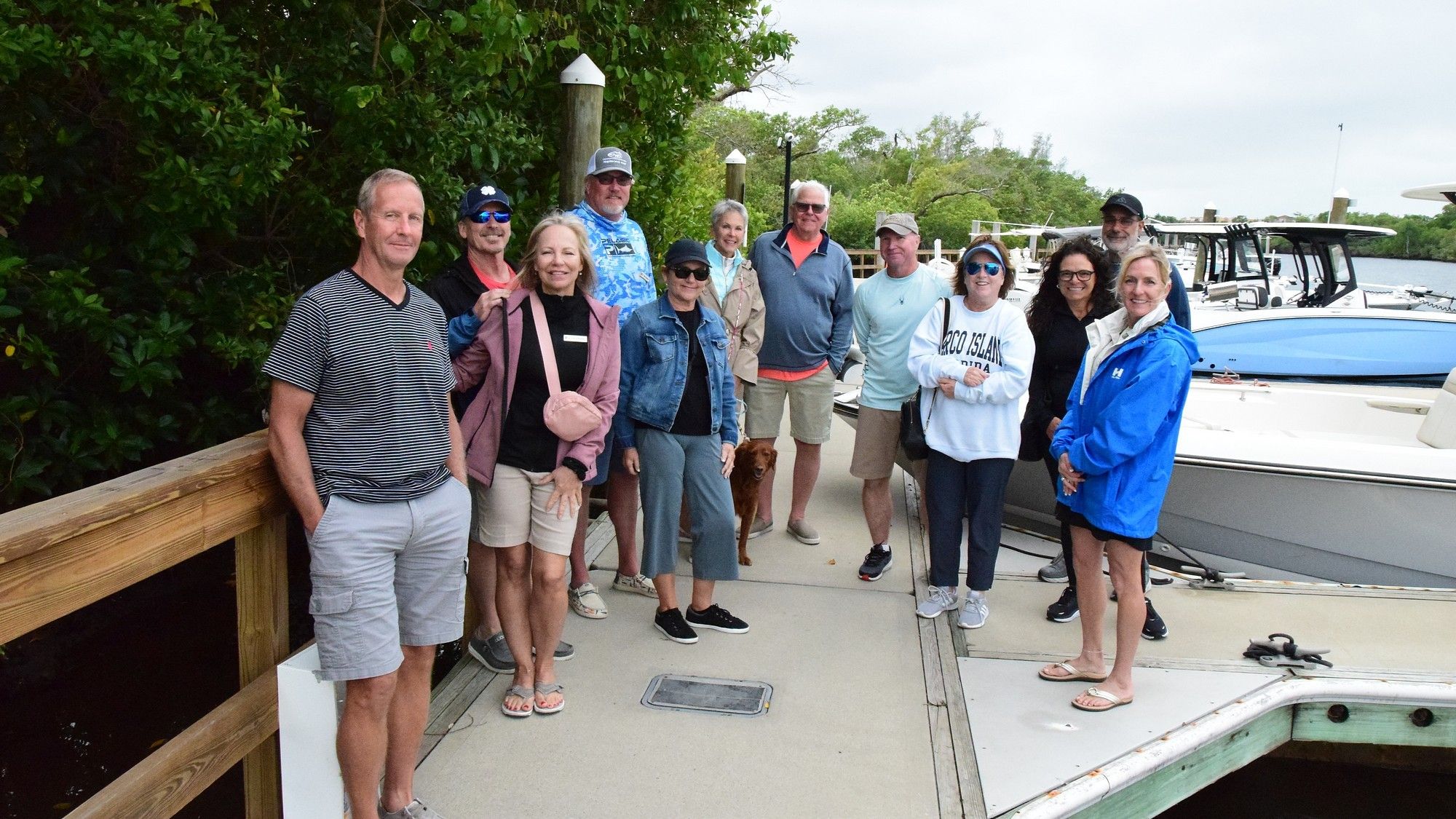 Cruise to Wahoo’s River Bar & Grill